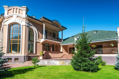 Mennyiért lehet eladni a budai exkluzív családi házakat, villákat?