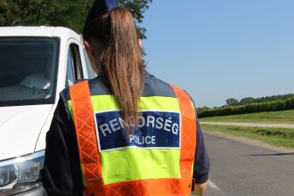 rendőrségi razzia Vác